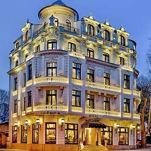 *** Hotel Royal Bulgarie